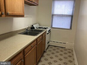 8711 Plymouth St-Unit -3 in Silver Spring, MD - Building Photo - Building Photo