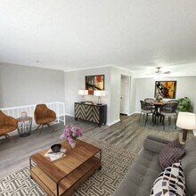 Fox Club in Indianapolis, IN - Building Photo - Building Photo