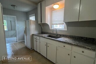 223 10th Ave N in Texas City, TX - Building Photo - Building Photo