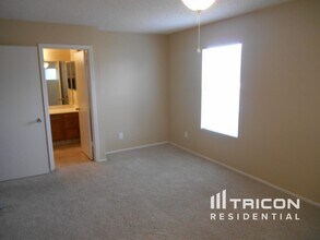 4772 W Tonto Dr in Glendale, AZ - Building Photo - Building Photo