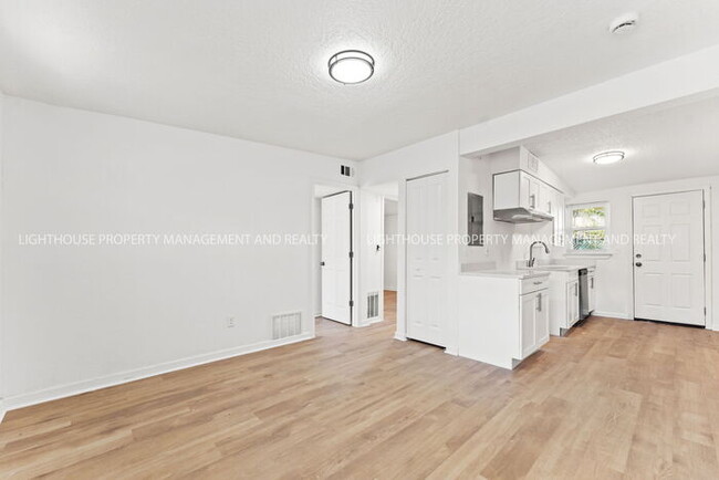 property at 3724 Grunthal St