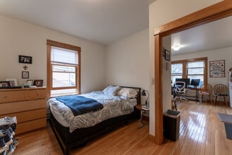 209 College Ave, Unit 3 in Ithaca, NY - Building Photo - Building Photo