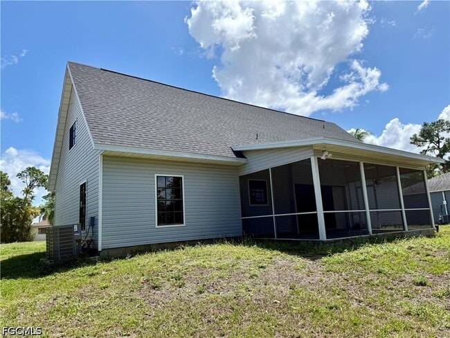 property at 18422 Huckleberry Rd