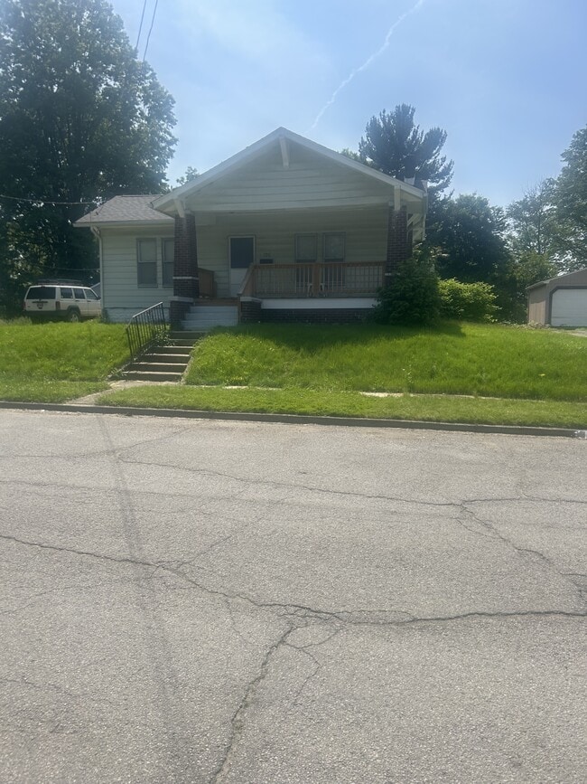 126 Matta Ave in Youngstown, OH - Building Photo - Building Photo