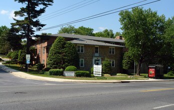 Seabury at Springvale Terrace Retirement Cent in Silver Spring, MD - Foto de edificio - Building Photo