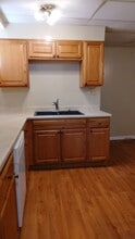 701 6th Ave, Unit #2 in Coraopolis, PA - Building Photo - Building Photo
