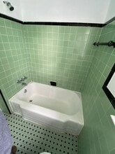 40 W Grant St, Unit B in Woodstown, NJ - Building Photo - Building Photo