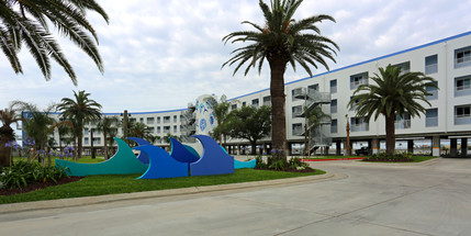 The Waterfront in Galveston, TX - Building Photo - Building Photo