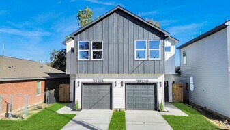 7973 Joy St in Houston, TX - Building Photo