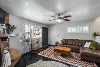 5350 N Central Ave in Phoenix, AZ - Building Photo - Building Photo