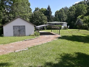 104 Whittemore Rd in Hampton, TN - Building Photo - Building Photo