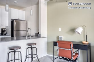 350 E Del Mar Blvd in Pasadena, CA - Building Photo - Building Photo