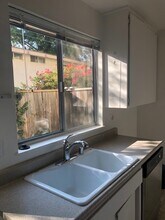 1279 Bond St, Unit A in San Luis Obispo, CA - Building Photo - Building Photo