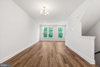 602 Watermans Dr in Woodbridge, VA - Building Photo - Building Photo