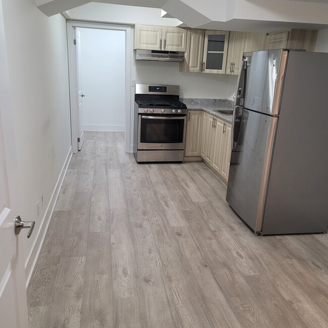 property at 324 Chatfield Dr