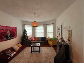 268 Broadway, Unit 1A in Cambridge, MA - Building Photo - Building Photo
