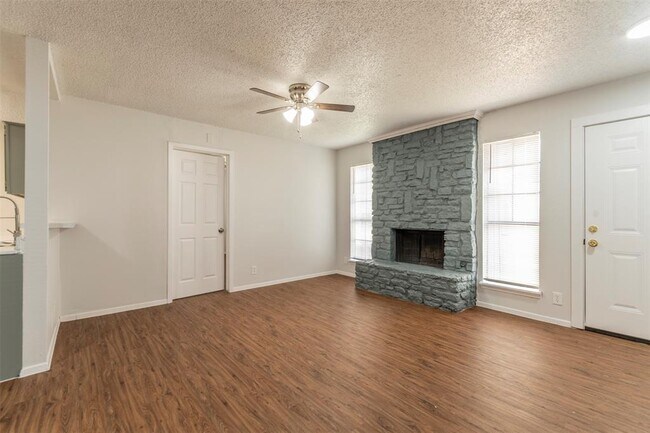 2300 Misty Morning Way in Round Rock, TX - Building Photo - Building Photo