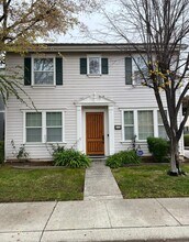 3753 Gresham Ln in Sacramento, CA - Building Photo - Building Photo