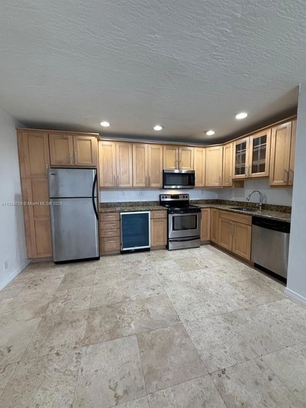 property at 530 NE 15th Ct