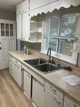 300 Helen St in North Syracuse, NY - Building Photo - Building Photo