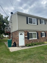 713 Walnut St in Brighton, MI - Building Photo - Building Photo