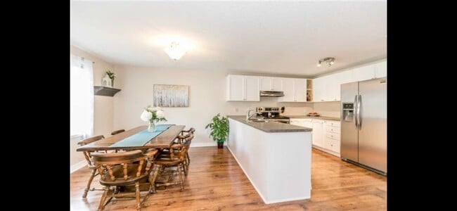 32 Cassandra Dr in Barrie, ON - Building Photo - Building Photo