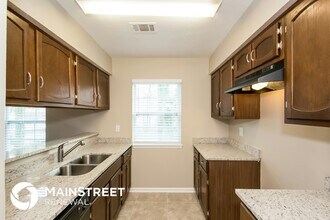 606 Wilson Mill Rd SW in Atlanta, GA - Foto de edificio - Building Photo