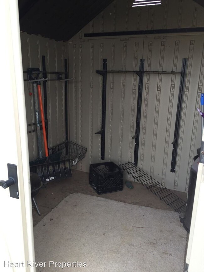 218 2nd St NE photo'