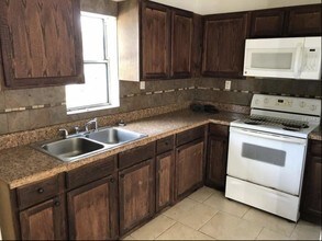 1302 Josephine St in Lakeland, FL - Building Photo - Building Photo