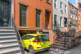 180 Carlton Avenue in Brooklyn, NY - Building Photo - Building Photo