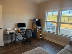 210 Bottlebrush Walk in Brunswick, GA - Building Photo - Building Photo