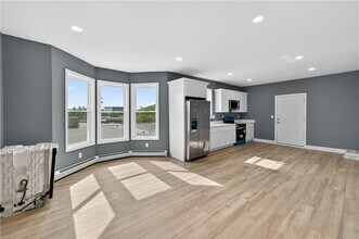 12 Duncan Ave in Providence, RI - Building Photo - Building Photo