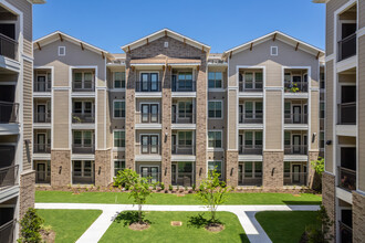 Kingsland Park in Katy, TX - Foto de edificio - Building Photo