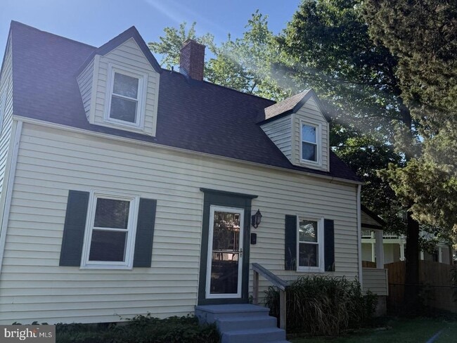 property at 711 Taggart St