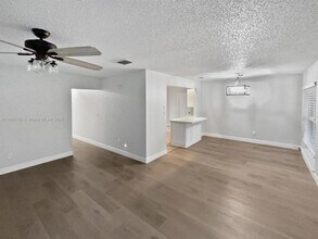 22226 SW 65th Terrace in Boca Raton, FL - Building Photo - Building Photo