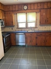 537 1st Ave in West Haven, CT - Foto de edificio - Building Photo