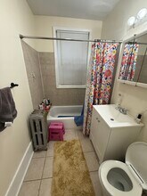 879 Beacon St, Unit 32 in Boston, MA - Foto de edificio - Building Photo