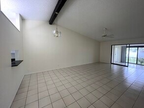 4928 Sable Pine Cir in West Palm Beach, FL - Building Photo - Building Photo