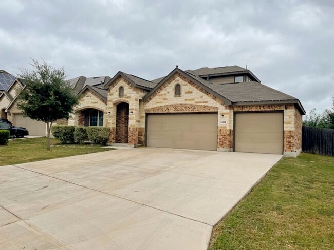 14118 Saratoga Pass in San Antonio, TX - Building Photo - Building Photo