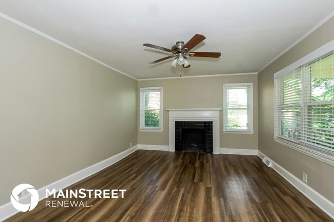 604 Robertson Ave in Charlotte, NC - Foto de edificio - Building Photo