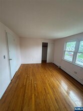 5 Tuve Ln in South Hackensack, NJ - Building Photo - Building Photo