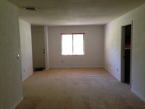 93 E High St in Oviedo, FL - Building Photo - Building Photo