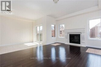 26 Montpelier St in Brampton, ON - Building Photo - Building Photo