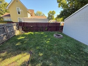 319 Douglas St in Jackson, MI - Building Photo - Building Photo