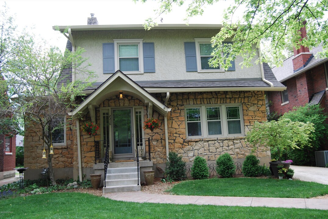 2316 Carolina Ave in Louisville, KY - Foto de edificio