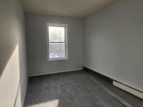 210 Main St in Poughkeepsie, NY - Building Photo - Building Photo