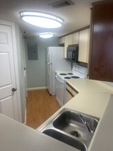 11 Carriage Crossing Ln in Middletown, CT - Building Photo - Building Photo