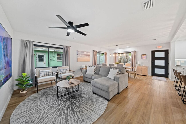 115 Esther Dr in Cocoa Beach, FL - Building Photo - Building Photo