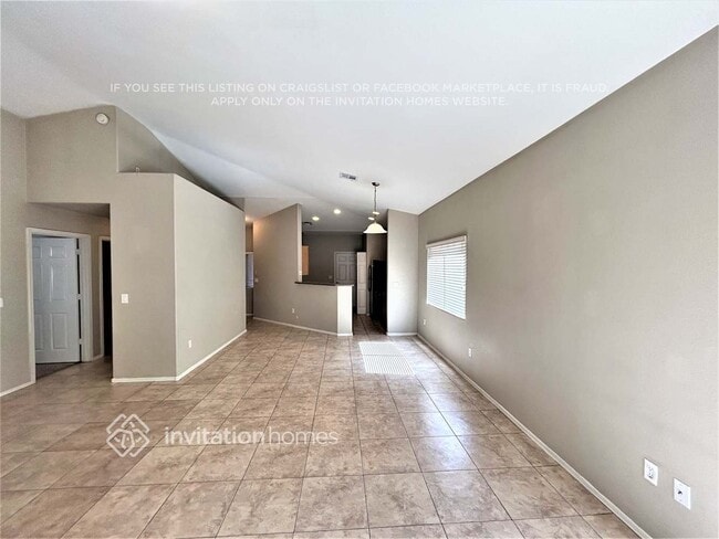 2605 E Jessica Ln in Phoenix, AZ - Building Photo - Building Photo