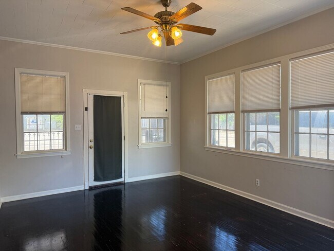 427 General Mouton Ave in Lafayette, LA - Building Photo - Building Photo